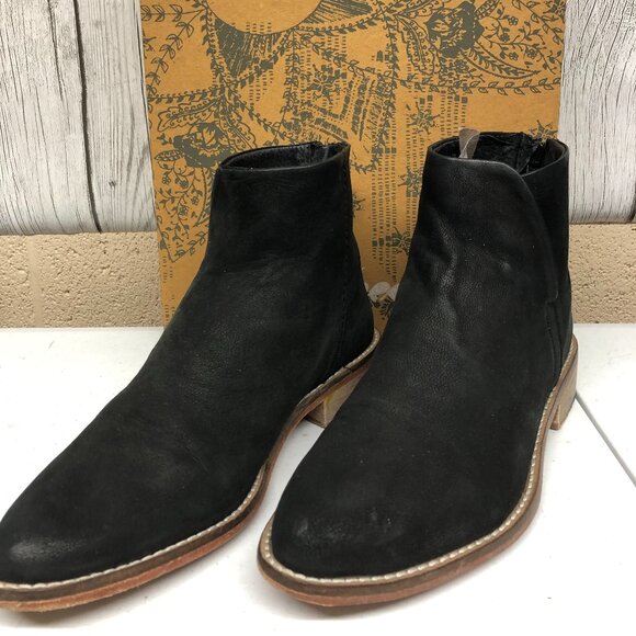 Free People Century Flat Boot Black Size 36 ** - Picture 1 of 13